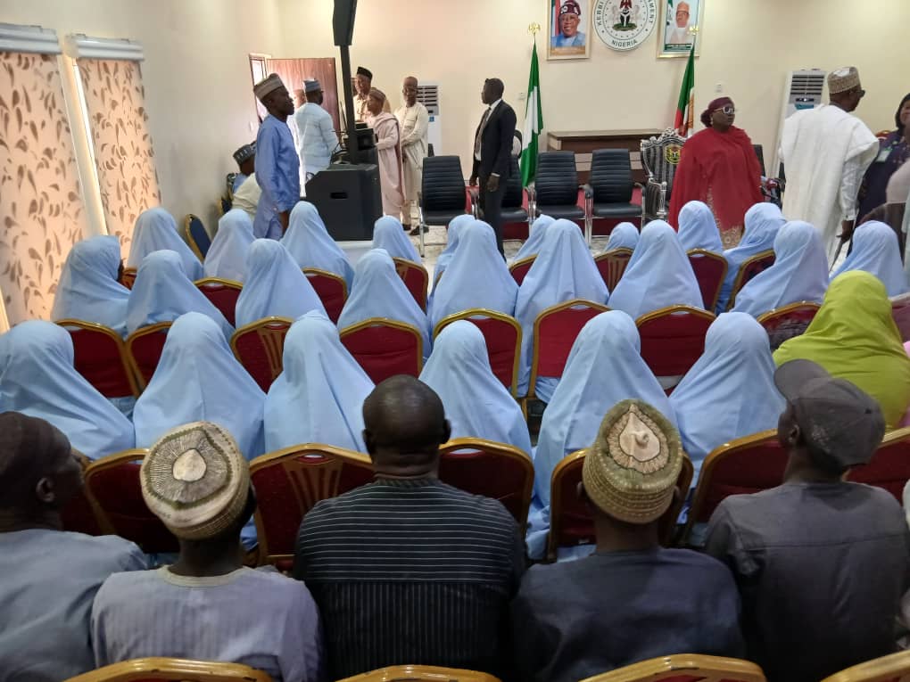 Joy in Kebbi as Gov Idris hands over 24 rescued schoolgirls to families