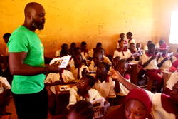 Hand2Hand Foundation Donates Chairs, Books to FCT School