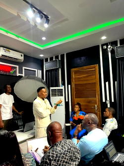 How to Start Forex Trading in Nigeria 2025 with Firepips Forex Academy: A Step-by-Step Beginner’s Guide