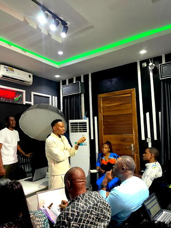 How to Start Forex Trading in Nigeria 2025 with Firepips Forex Academy: A Step-by-Step Beginner’s Guide