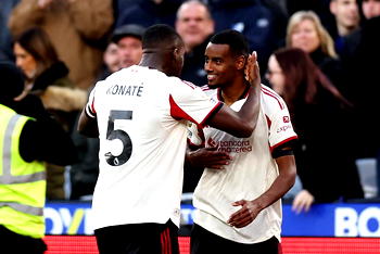 Liverpool return to winning ways as Isak grabs first EPL goal in 2–0 win at West Ham