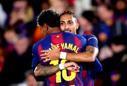Raphinha double stretches Barca’s Liga lead in Osasuna win