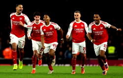 Arsenal reach League Cup semis with shoot-out win over Palace