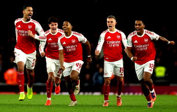 Arsenal reach League Cup semis with shoot-out win over Palace