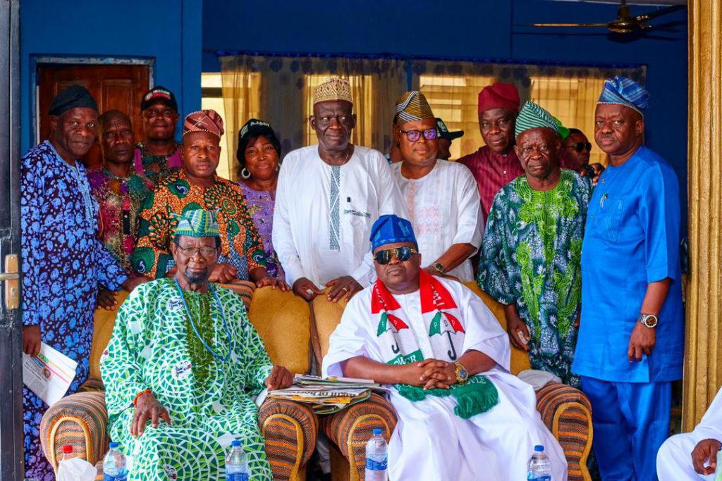 2027: Ajadi engages Afijio stakeholders, seeks alliance with PDP chieftain Ogunlade