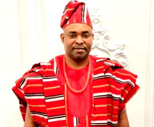 Ekiti lawmaker fetes young children at Christmas party