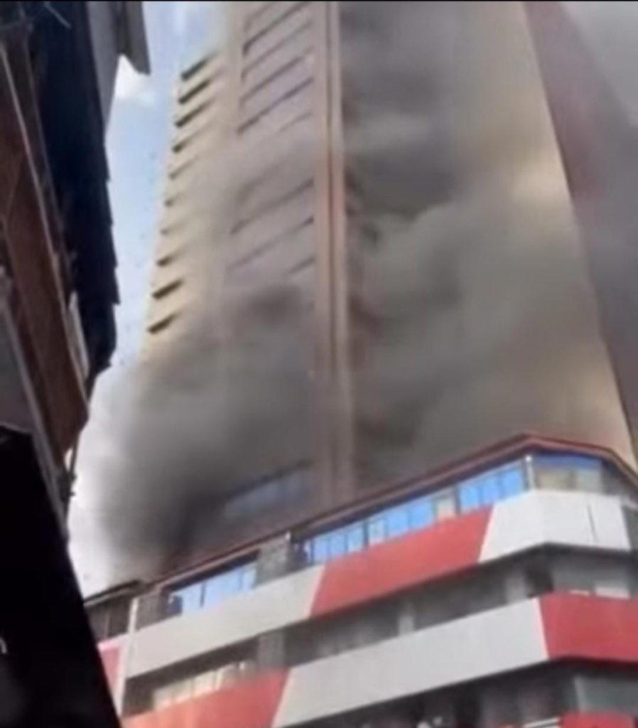 Fire guts 25-storey Great Nigeria Insurance House in Lagos