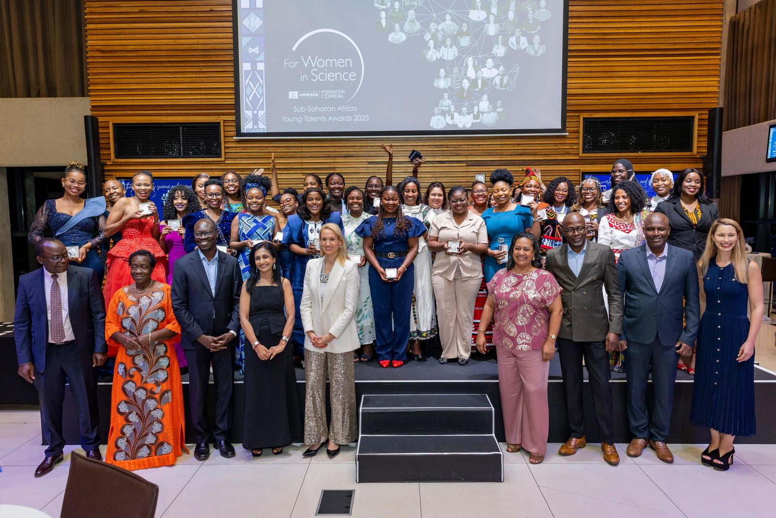 4 Nigerians among 30 African women scientists honoured at 16th L’Oréal-UNESCO Young Talents Awards