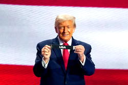 Trump wins FIFA’s new peace prize at 2026 World Cup draw