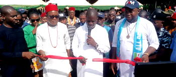 Uzo-Uwani Council boss launches “Operation Kwechiri,” Patrol vehicles to ight Insecurity