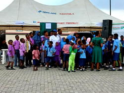 Relief for 1,500 Bariga residents as generosity drive mobilises aid