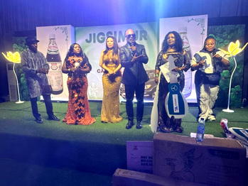 7th Anniversary: Wellness firm gifts distributors 56 cars, foreign trips in grand reward scheme