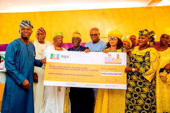 Sen Abiru empowers 2,000 constituents, launches N480M cooperatives grants in Lagos East