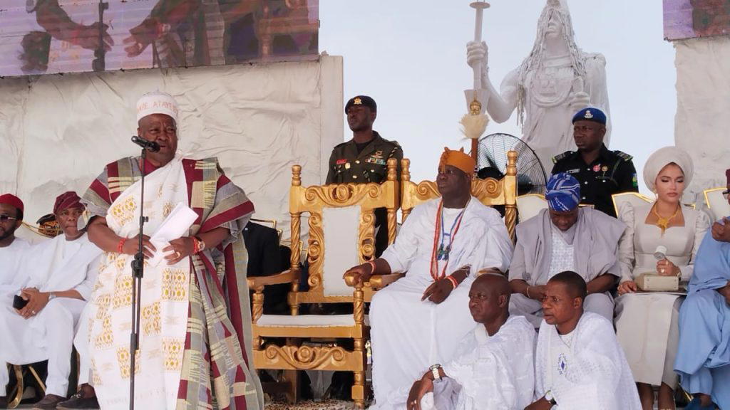 Ooni urges stronger Nigeria-Ghana ties, confers chieftaincy title on Ghanaian President
