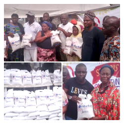 Christmas: Ikeja residents applaud LG Vice Chairman over free food items