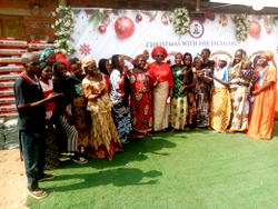 Christmas: Sen Banigo gifts FCT IDP camp with 300 bags of rice