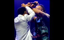 Pastor Odumeje joins Flavour on stage at Lagos concert
