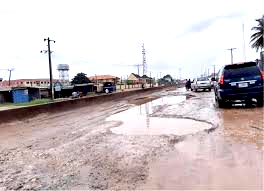 Horror as contractor cuts off Ota-Idiroko Road