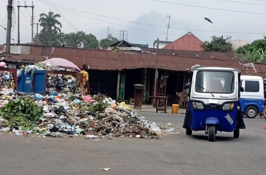 Residents slam C/River govt as refuse takes over streets in Calabar