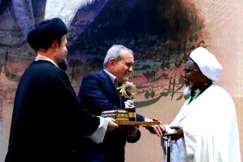 Islamic Movement forum congratulates Zakzaky on award in Iran