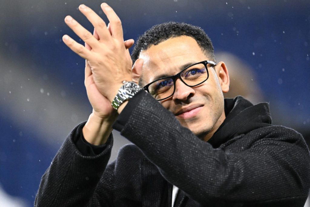 Strasbourg coach Rosenior meeting with Chelsea chiefs – Reports