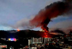 Colombia deploys troops to Venezuela border after US attacks