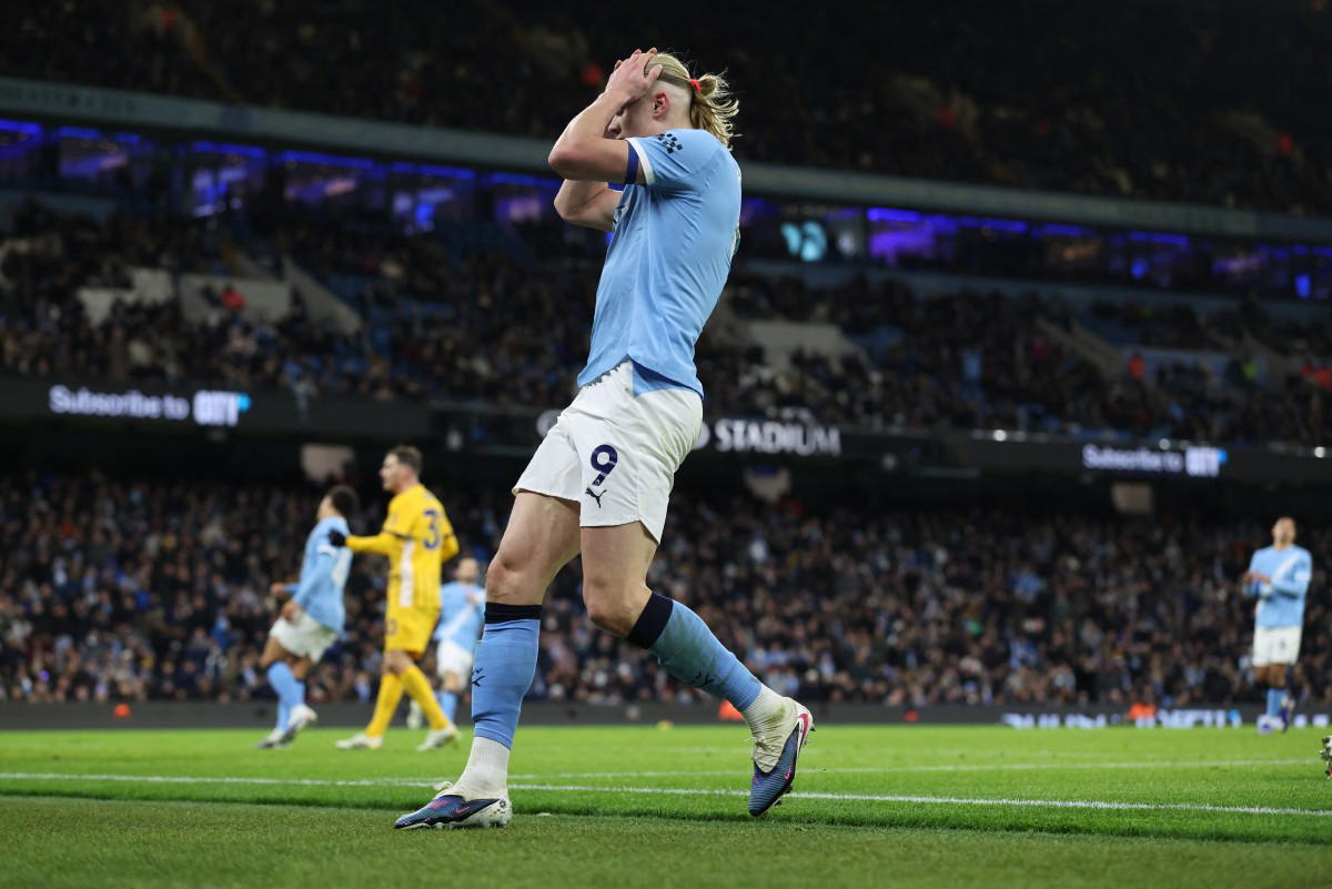 Man City stumble again in title race as Brighton snatch draw