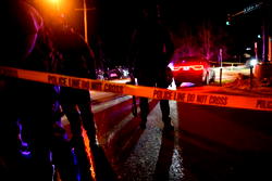 US immigration officer shoots Venezuelan man in Minneapolis