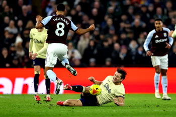 EPL: Aston Villa title ambitions suffer setback in 1-0 loss to Everton