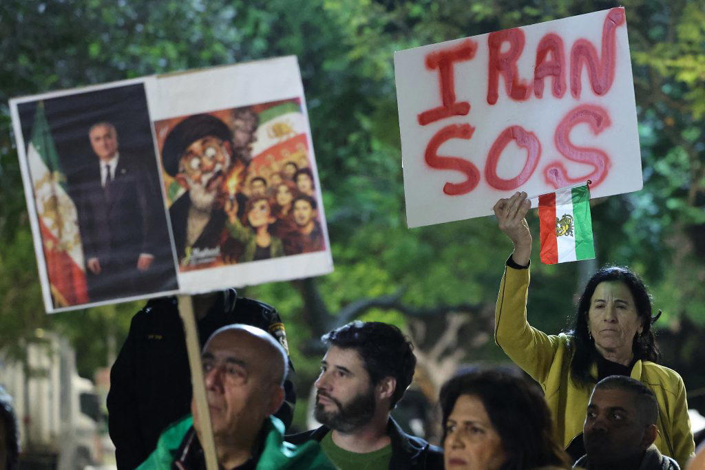 Iran protest death toll nears 6,000; Tehran warns US against intervention