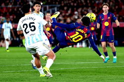 Yamal scores stunner as Barca beat Oviedo to reclaim top spot