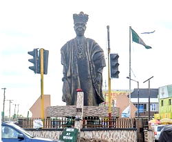 Voices in Market: Daily lives of Agege traders