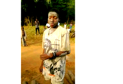 Community parades teenager naked for stealing yams