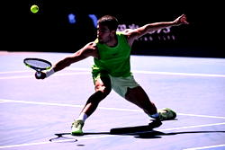 Alcaraz spearheads big names into Australian Open third round