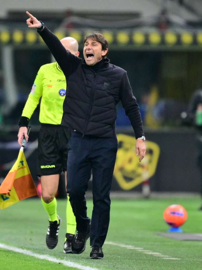 Napoli coach Conte handed two-match ban