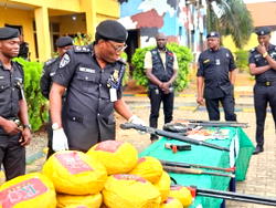Police arrests ten suspected kidnappers, armed robbers, recovers arms