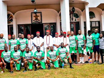 Onitsha Ex- footballers, Amsterdam all stars in diaspora visit Obi of Onitsha