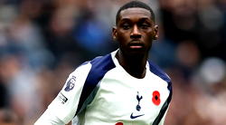 Tottenham star Randal Kolo Muani involved in car crash