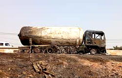Fire razes petrol station, tanker, others in Oyo community