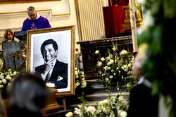 Stars turn out for Valentino’s funeral in Rome