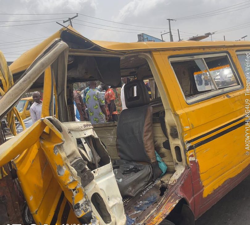 Multiple auto crashes cause chaos on Lagos-Ibadan Expressway, Ikorodu road
