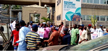 Again, indigenous contractors block finance ministry over ₦4trn debt