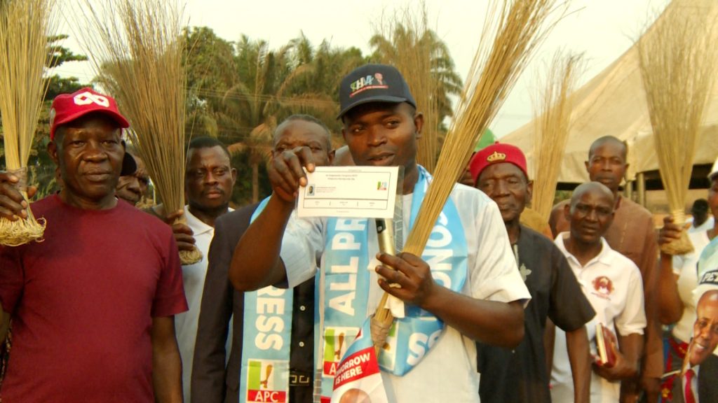 APC e-registration intensifies in Enugu as Nomeh Ward flags off exercise, rallies support for Mbah, Tinubu