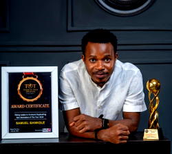 Samuel Bankole wins Rising Leader in Frontend Engineering and Innovation Award 2024
