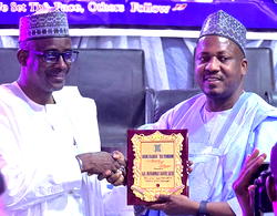 BUK VC hails Class ’92 on 33rd anniversary, aims top global ranking