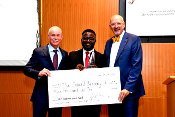 Nigerian doctor, Festus Babarinde, wins Martin Luther King Jr. award in U.S.