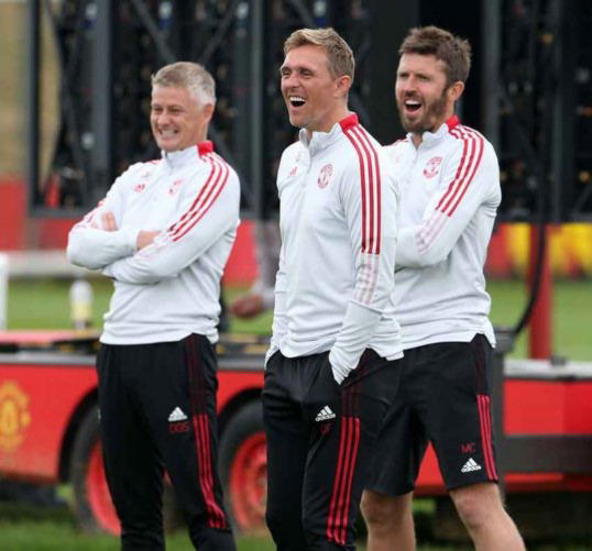 Man United hold talks with legends Carrick, Solskjaer, Fletcher over interim manager role
