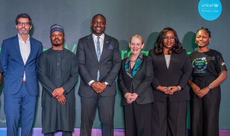 (L-R): Bharat Kundra, Programme Specialist (Skills Development), UNICEF Nigeria; Rimamskeb Nuhu, Special Assistant to the President, Strategy and Policy (Workforce Development), Office of the Vice President; Ayodeji Adelagun, Acting Chief Executive Officer, Standard Chartered Bank Nigeria Limited (SCBN); Celine Lafoucriere, Chief of Lagos Field Office and Chief of GenU 9JA & Private Sector Partnerships Unit, UNICEF Nigeria; Joke Adu, Head of Corporate Affairs, Brand and Marketing, SCBN and Tosin Osibodu, Office of the Special Adviser to the Lagos State Governor on Climate Change and Circular Economy at the launch of Links to Work program sponsored by Standard Chartered Foundation in Lagos recently.