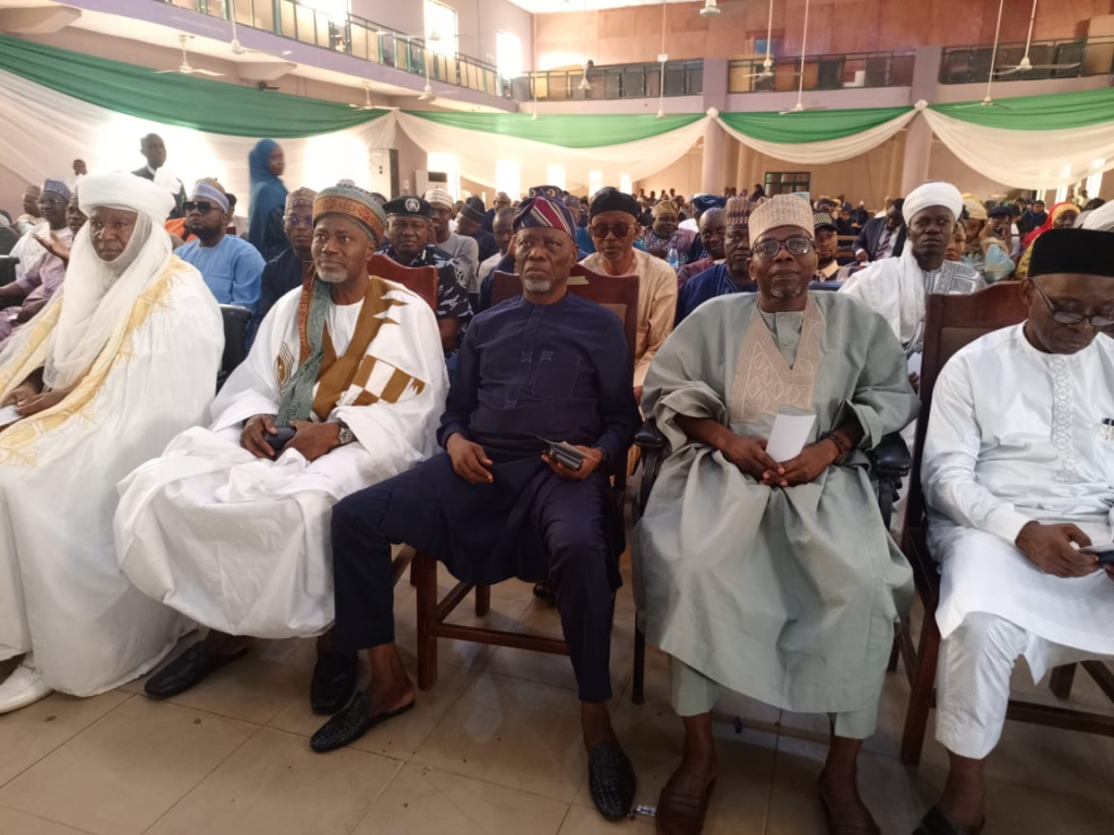 Emir of Ilorin, Saraki laud Yusuf Ali’s philanthropy