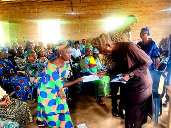 Ogun Councillor empowers constituents with cash, household materials